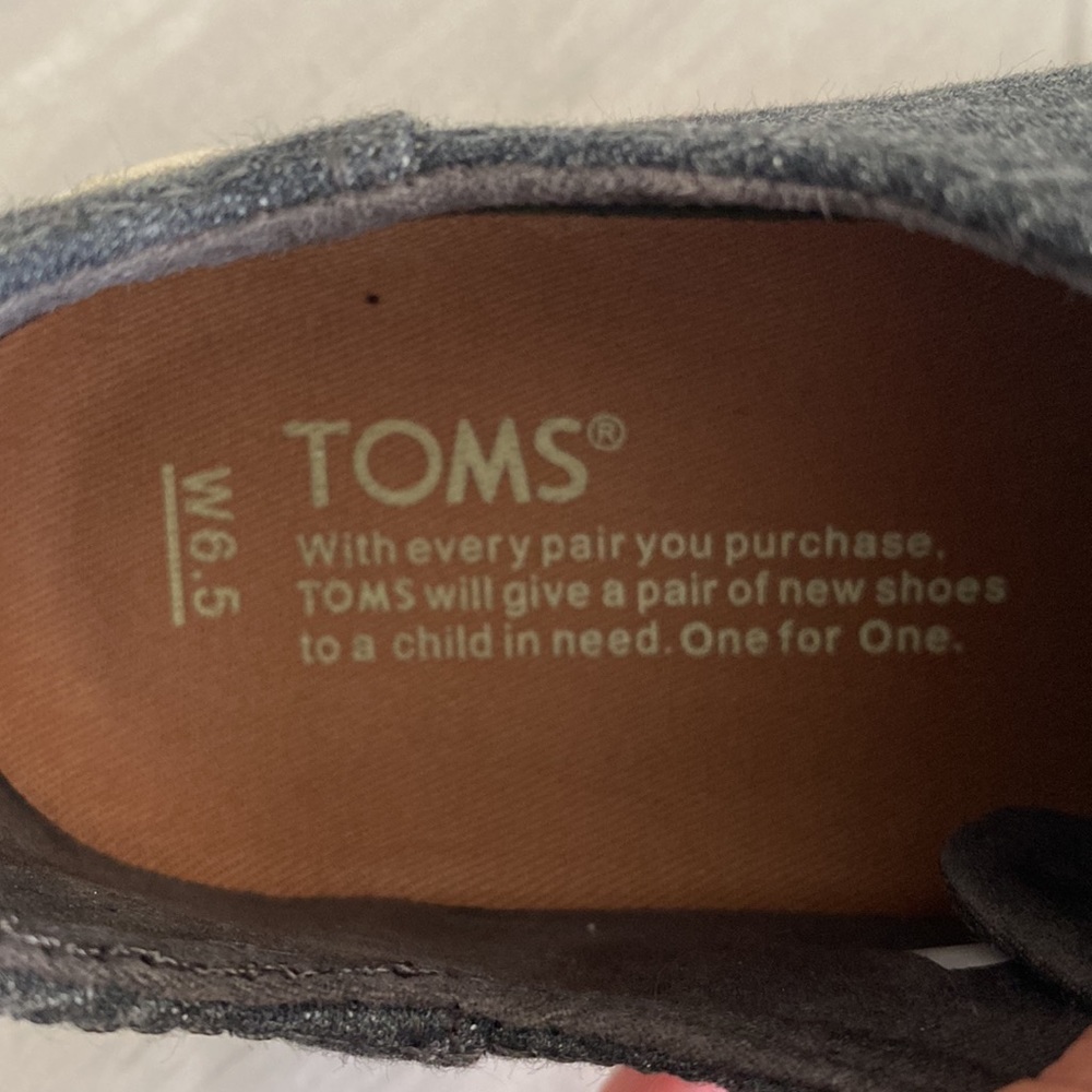 Toms Sneakers View 4